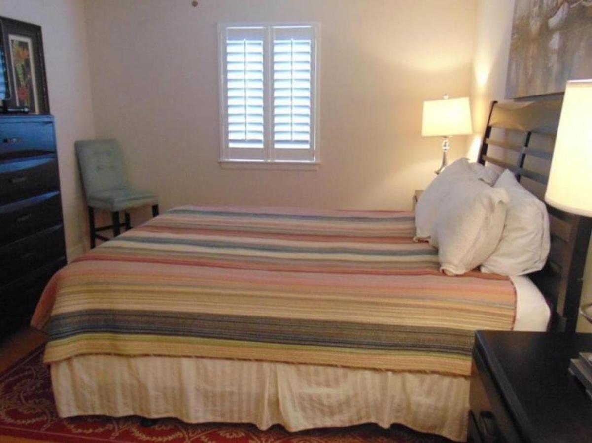 W2 Ocean Walk Resort Upstairs 2 Bed King And Two Twins Next To Back Pool St. Simons Island Екстериор снимка